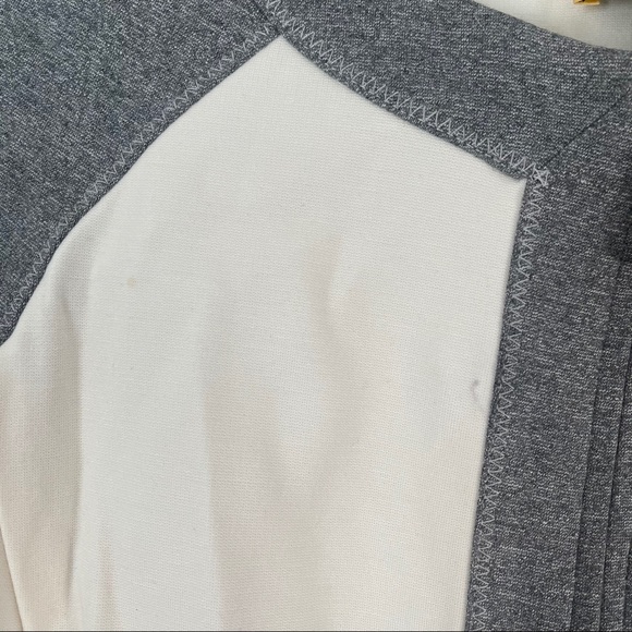 St John Colorblock Full Zip Blazer - Picture 9 of 12